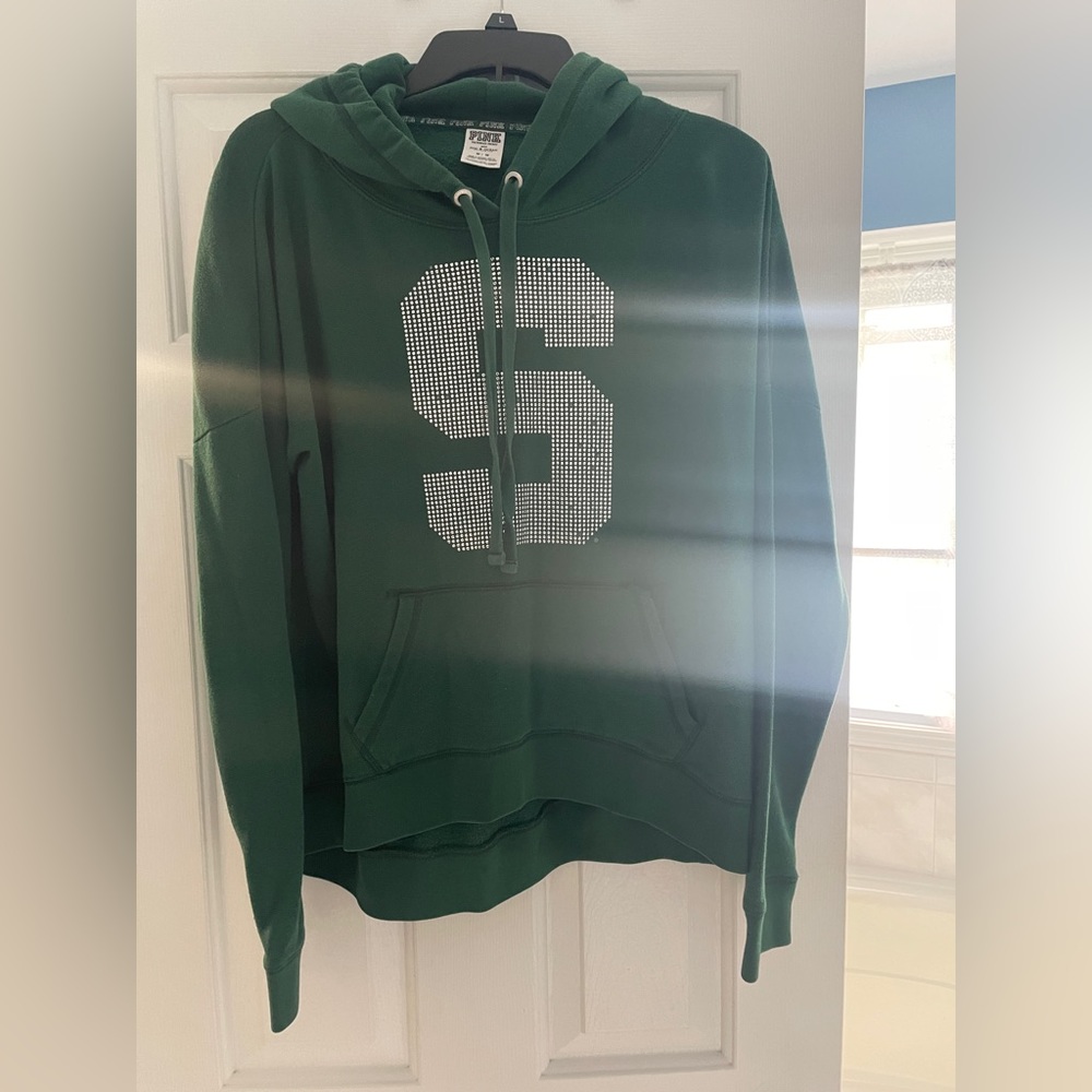 ✨ VS PINK Embellished MSU Hoodie✨